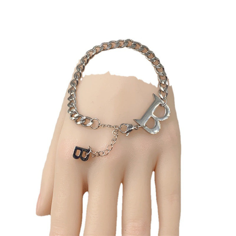 Collana con Lettera B in Stile Cartone Animato in Acciaio al Titanio Placcato Oro per Donna, Girocollo a Catena Spessa