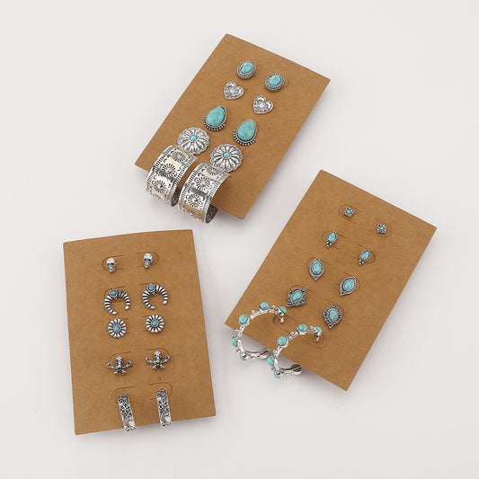 Pendientes de aleación bohemios vintage con forma de corazón, incrustaciones de turquesa y tallado floral
