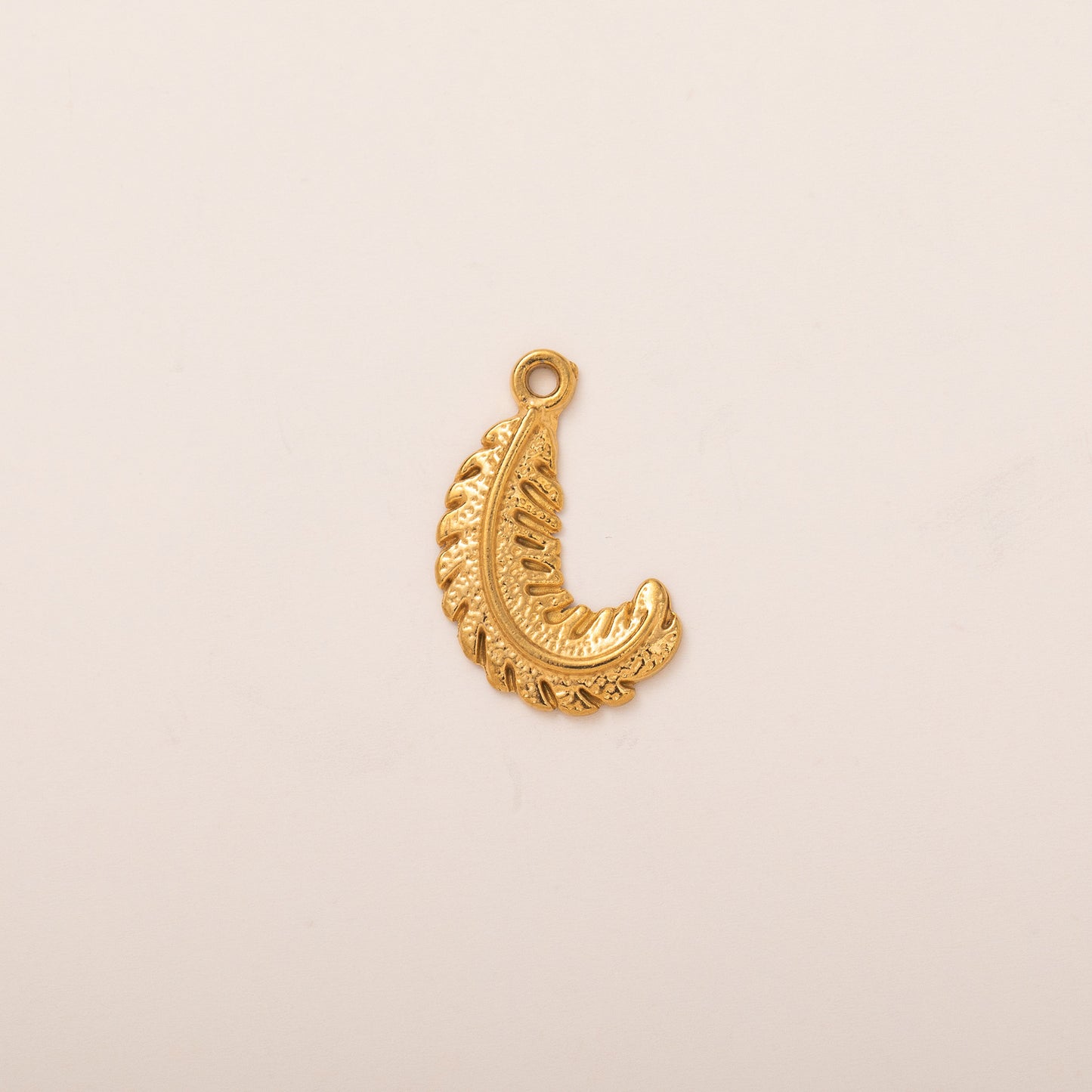 Vintage 18K Gold Plated Stainless Steel Plant Pendant Charm Bar with Adjustable Chain