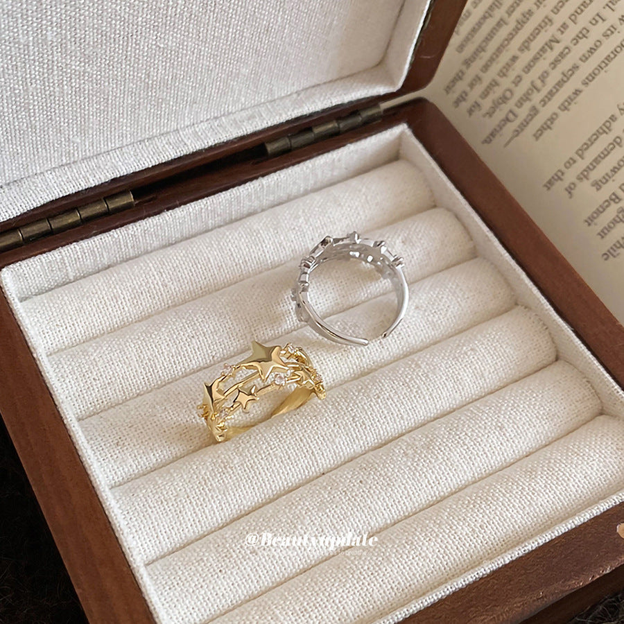 Anello aperto a forma di stella minimalista di lusso leggero con intarsio di zirconi da donna