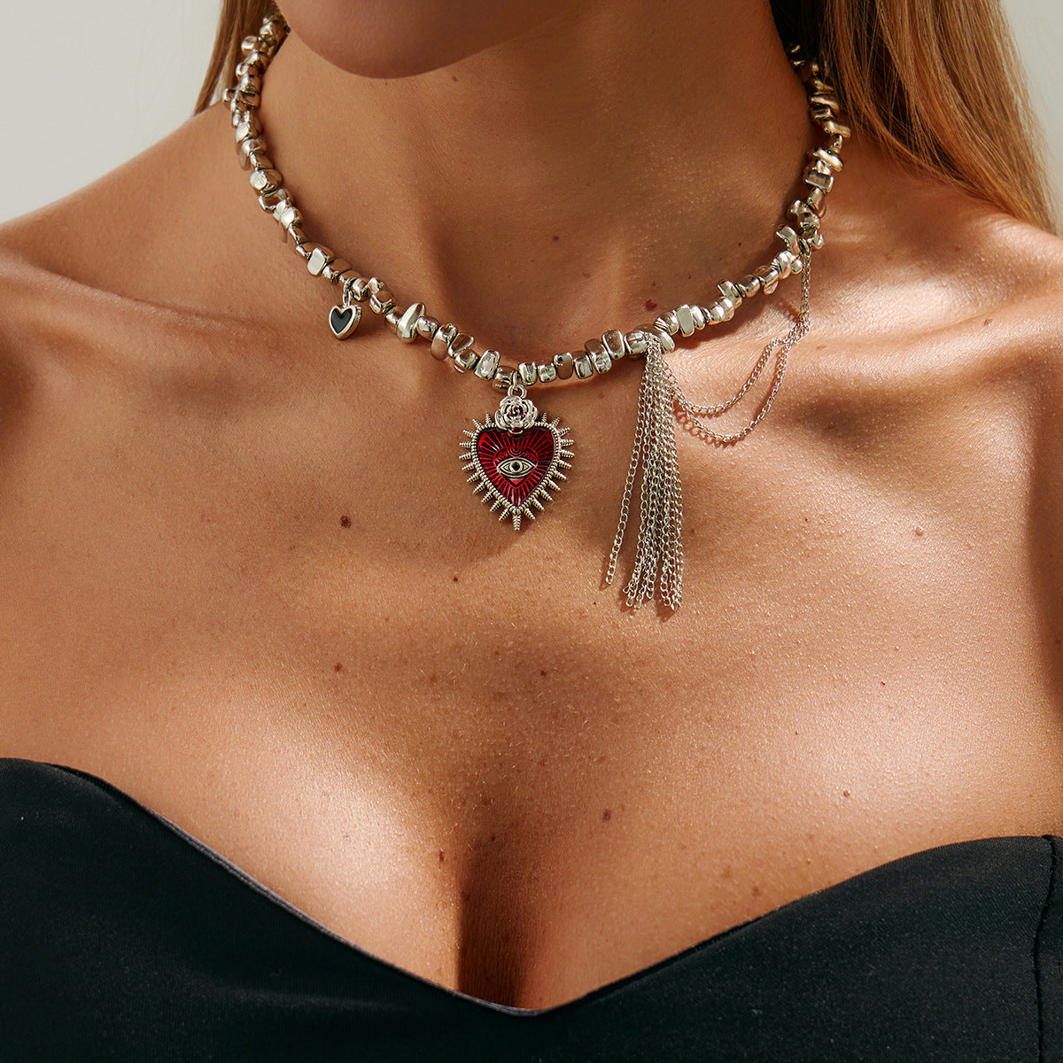 Luxury Business Geometric Heart Cross Turquoise Inlay Alloy Plated Pendant Necklace for Women