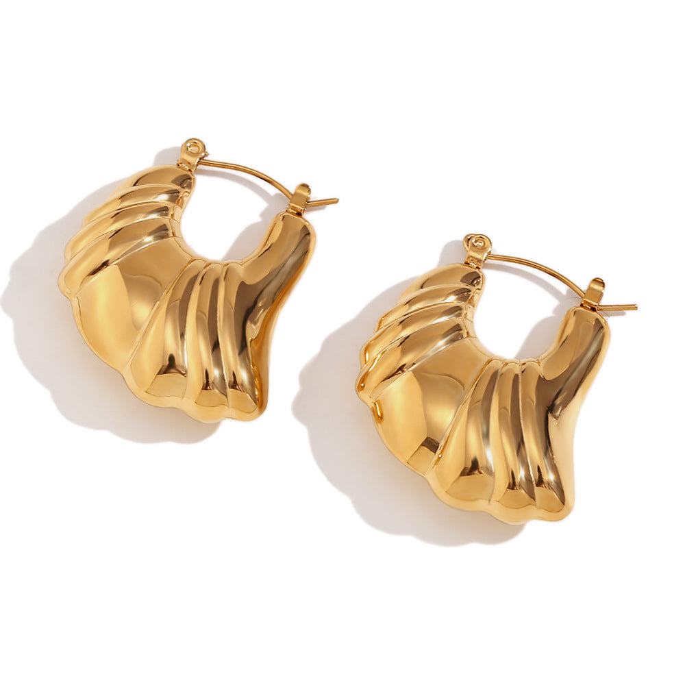 Vintage Fashion Geometric Hollow Wing Earrings for Women Stainless Steel with 18K Gold Plating