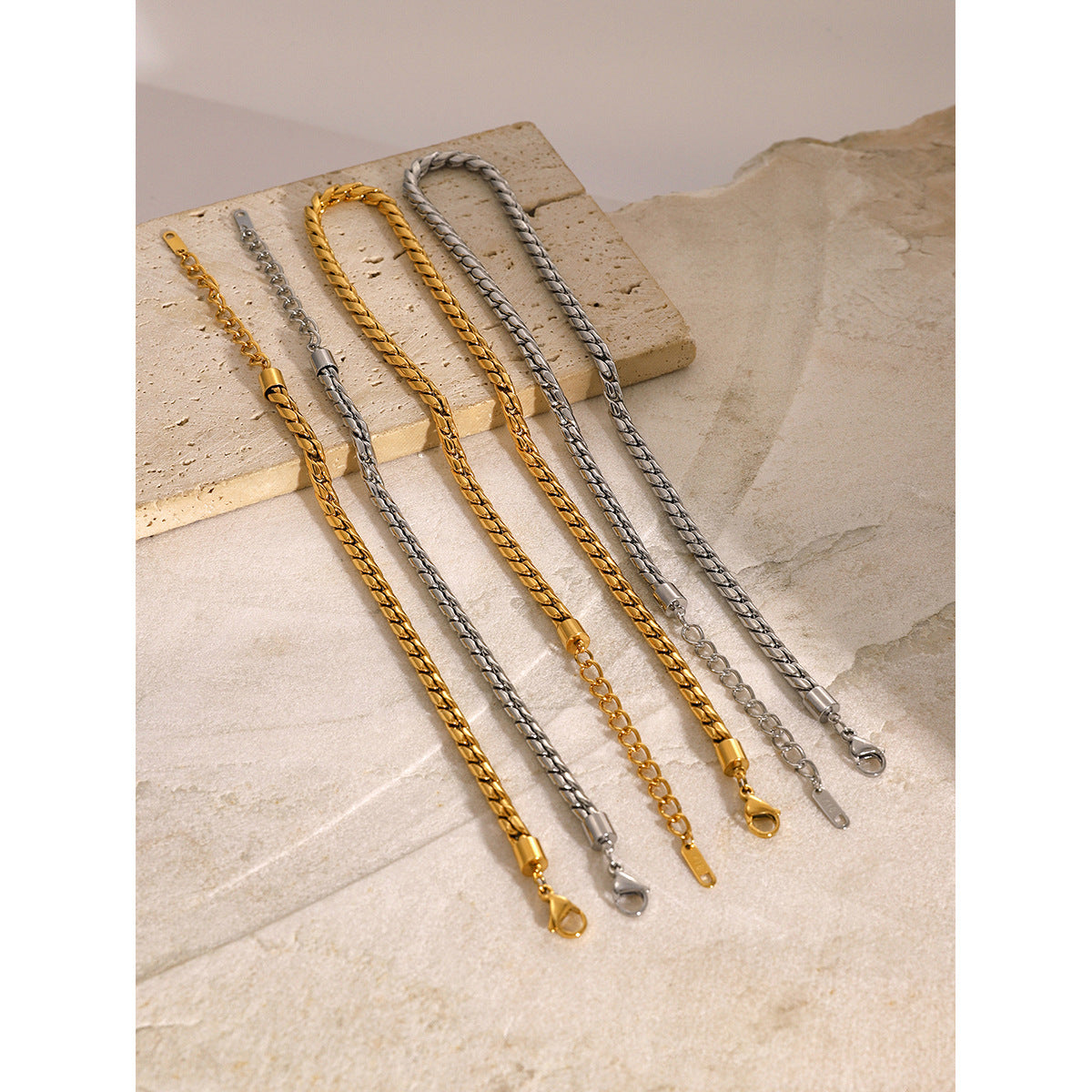 Minimalist Titanium Steel S-Link Necklace for Women Stainless Steel Electroplated Irregular Cold-Tone Jewelry