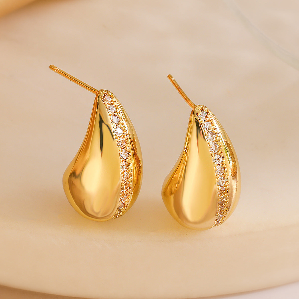 Minimalist Geometric Gold-Plated Zirconia Stud Earrings for Women with Irregular Shape Design