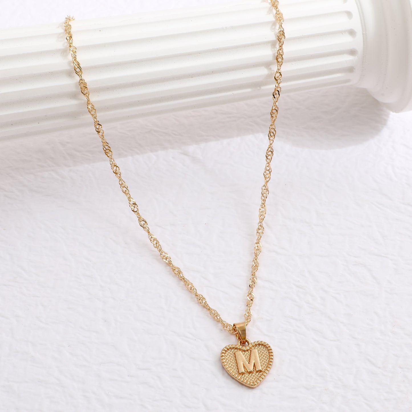 Minimalist Heart Letter Zinc Alloy Plated Necklace Singapore Chain Women