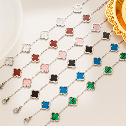 Pulsera Minimalista de Acero de Titanio con Forma de Trébol para Mujer, Bañada en Oro y con Diseño de Cadena Tipo O