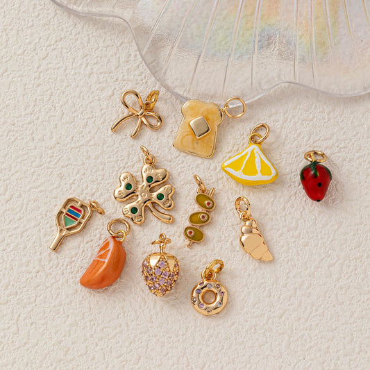 Vintage 18K Gold Plated Brass Clover Orange Croissant Charm Bar for Corn Chain Necklace Unisex DIY Pendant