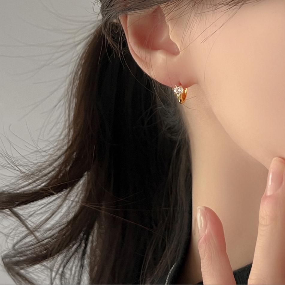 Minimalist Letter-Shaped 925 Sterling Silver Stud Earrings with Rhinestone Inlay for Women