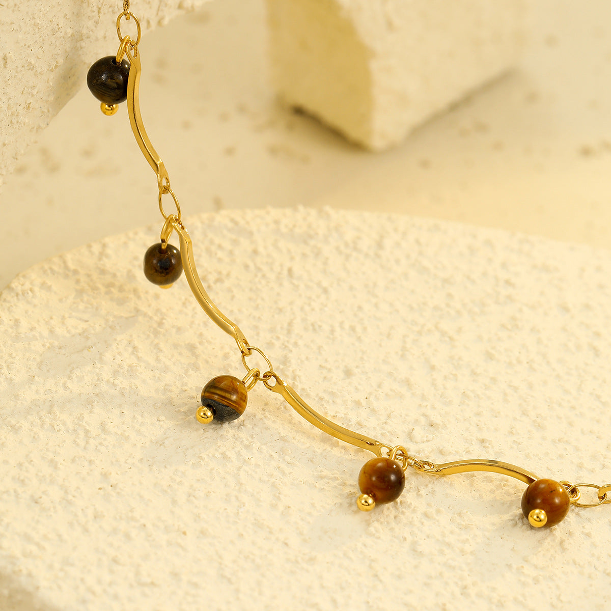 Minimalist Tiger Eye Pendant Necklace for Women with Stainless Steel Chain and Plated Finish