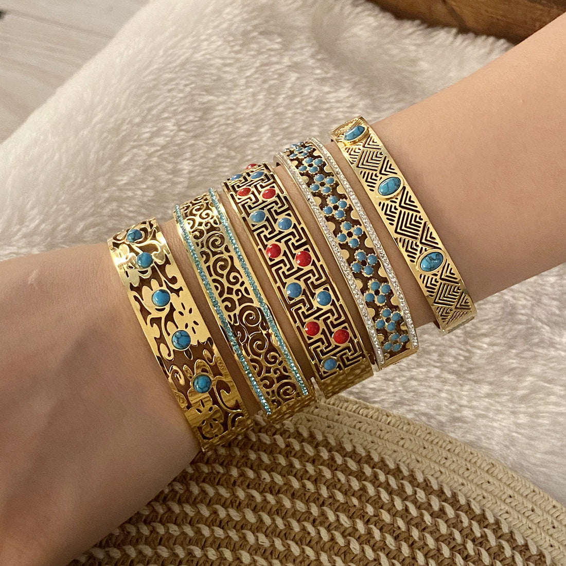 Vintage Style Turquoise-Inspired Hollow Stainless Steel Bracelet with Plated Finish