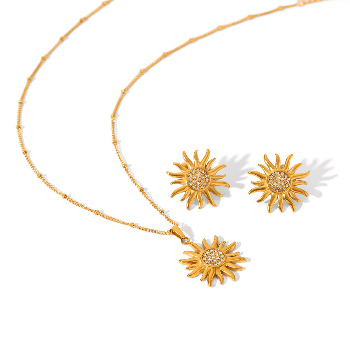 Collana con Ciondolo a Girasole in Acciaio Inossidabile Placcato Oro 18 carati Stile Instagram con Intarsio di Strass da Donna