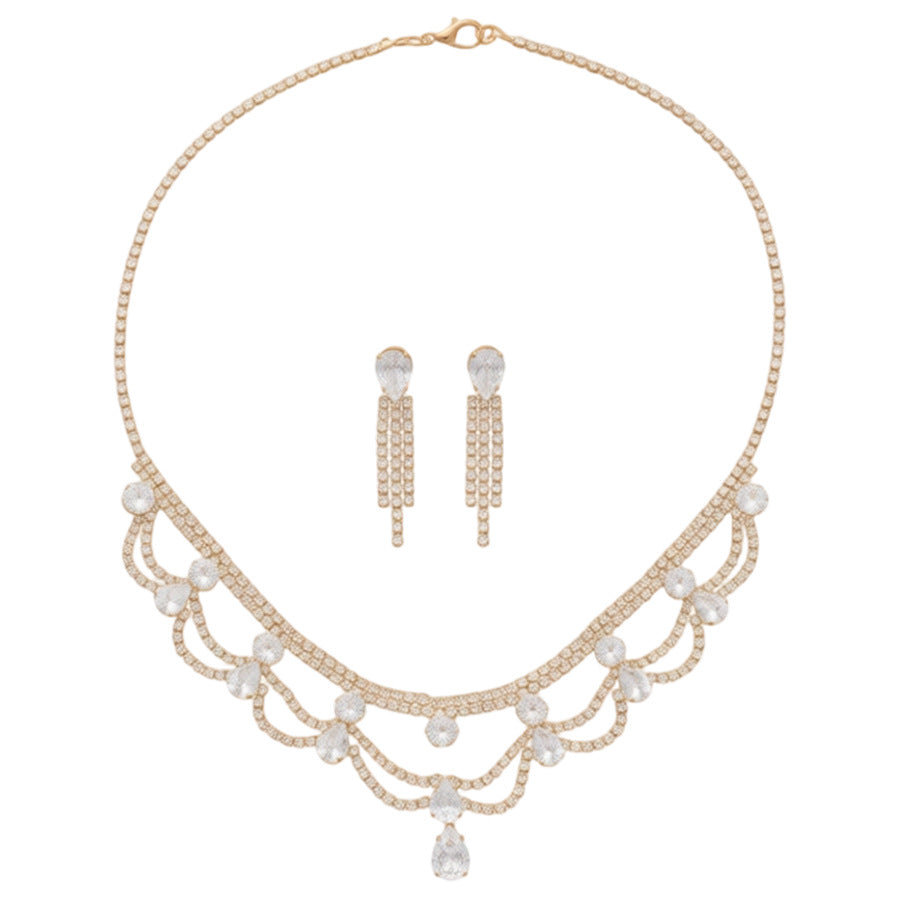 Elegante set di orecchini a perno con bordo floreale e collana girocollo in rame con intarsio di zirconi per donna