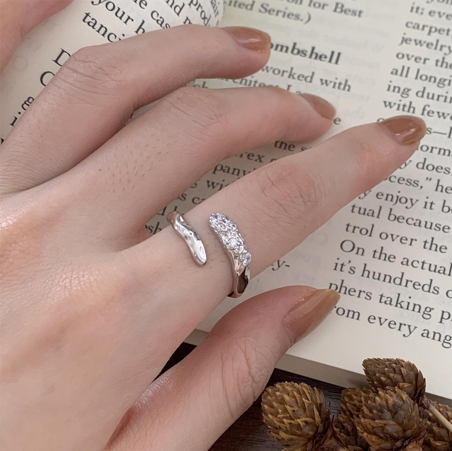 Anello a cuore irregolare minimalista da donna in argento sterling 925 con intarsio di diamanti