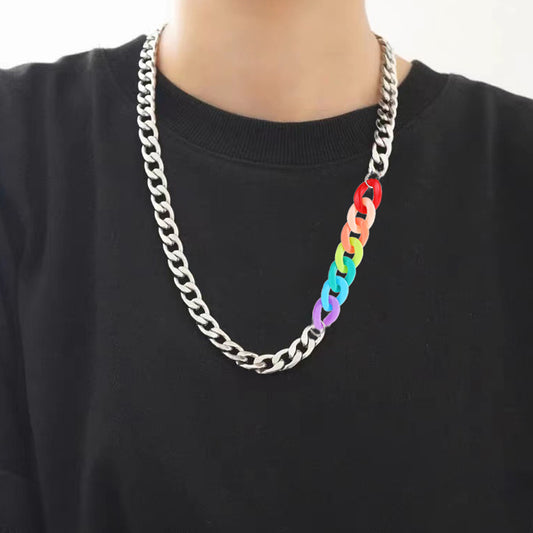 Collar unisex de acrílico con eslabones cubanos degradado de Sweet Streetwear Gargantilla colorida multicapa