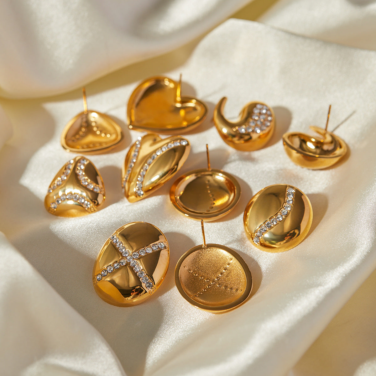 Elegant 18K Gold Plated Heart Stainless Steel Earrings