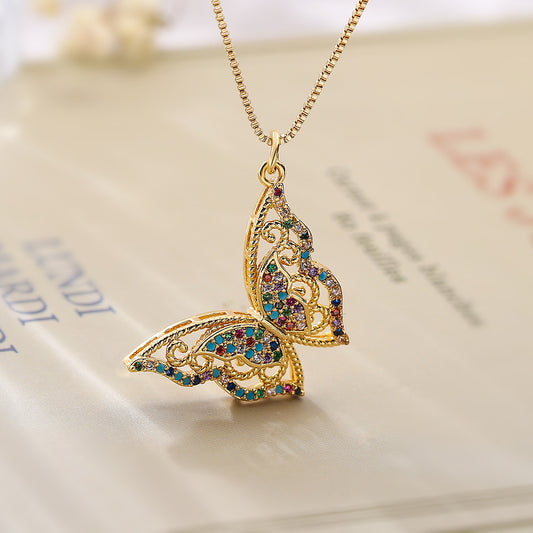 Collana con Pendente Minimalista Albero della Vita e Farfalla per Donna in Rame Placcato Oro con Intarsio di Zirconi