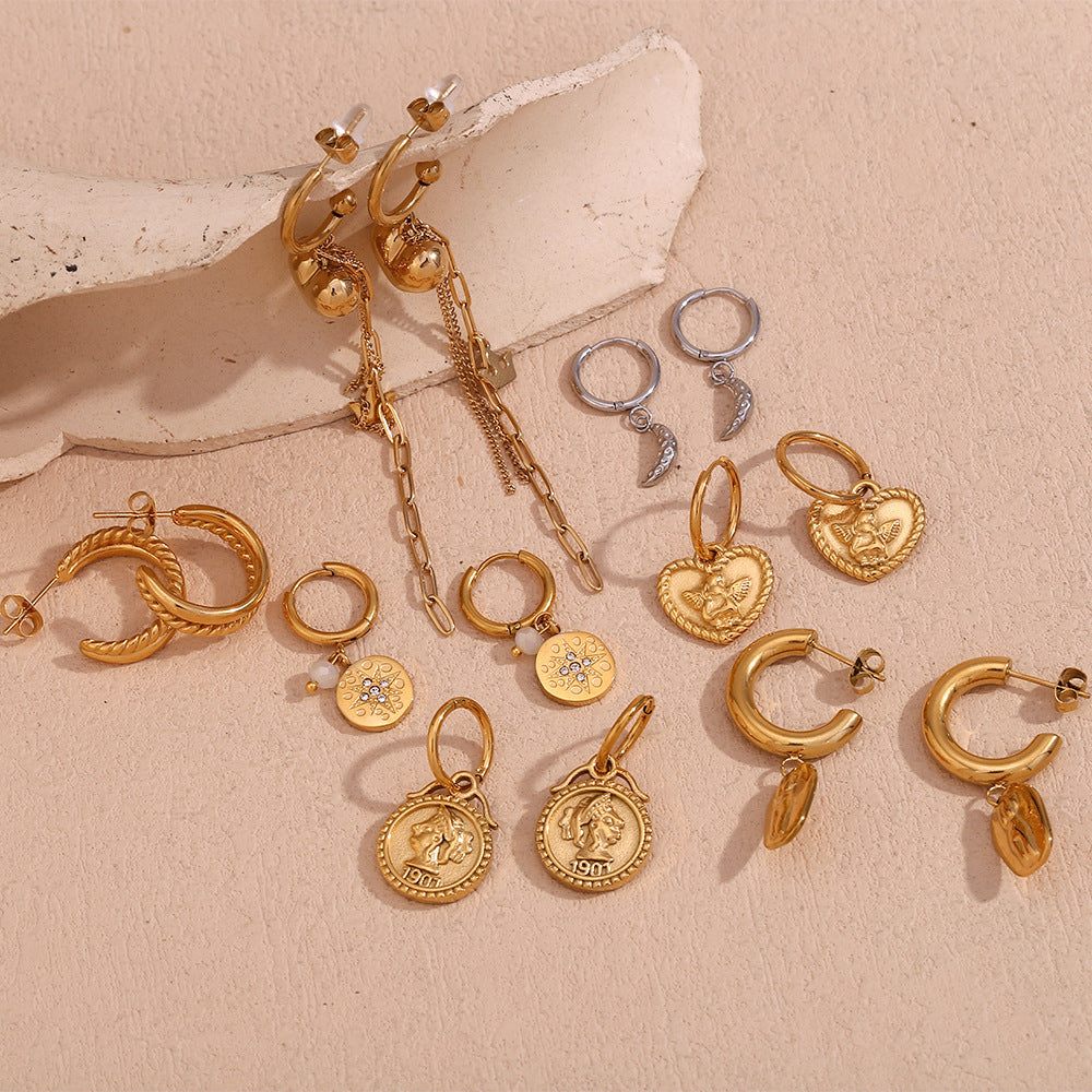 Vintage-Inspired Irregular Heart-Shaped Stainless Steel Earrings with 18K Gold Plating and Fringe Detail