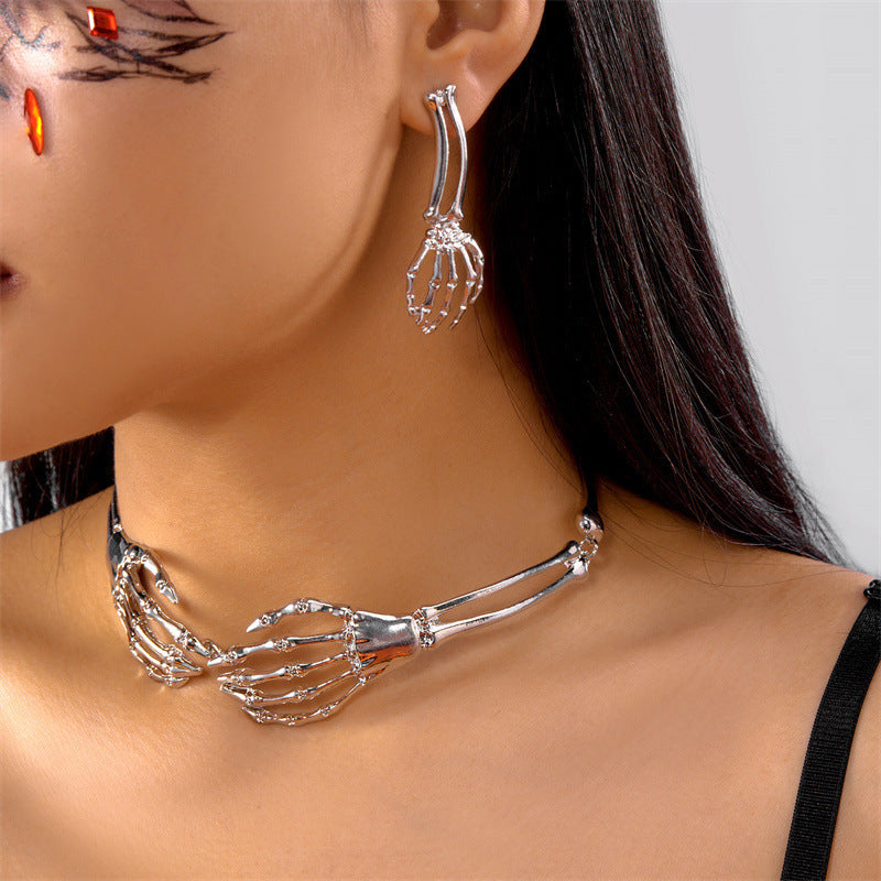 Personality Dark Geometric Alloy Skull Hand Claw Necklace and Earring Set with Snake Chain
