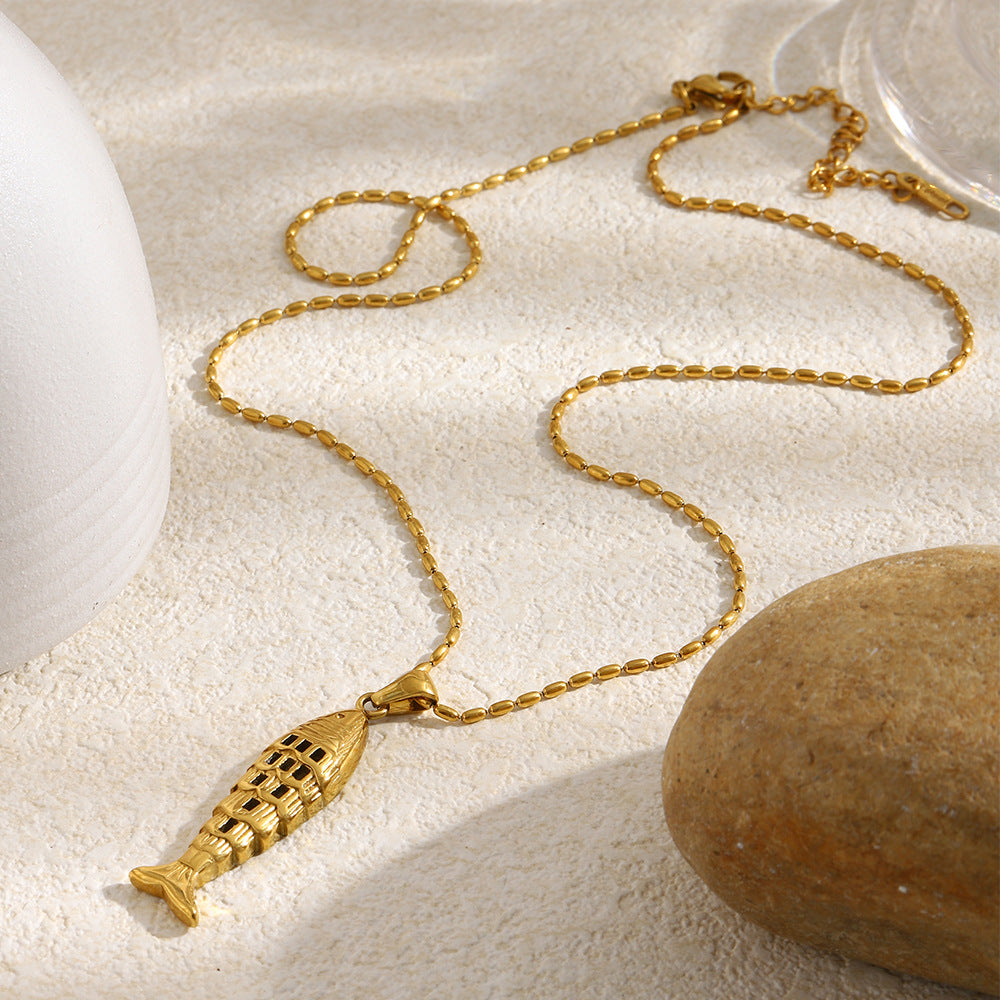 Luxury 18K Gold Plated Geometric Fish Checkered Stainless Steel Pendant Necklace for Women