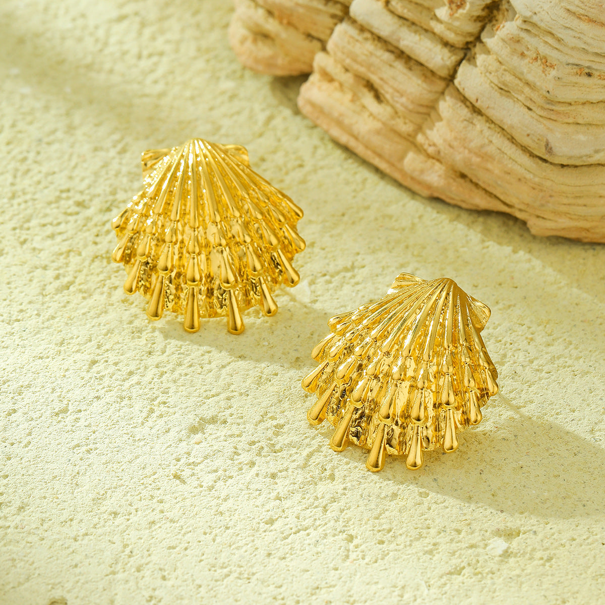 Pendientes de acero inoxidable en forma de concha de estilo natural con baño de oro de 18 quilates para mujer, joyería de moda inspirada en el océano