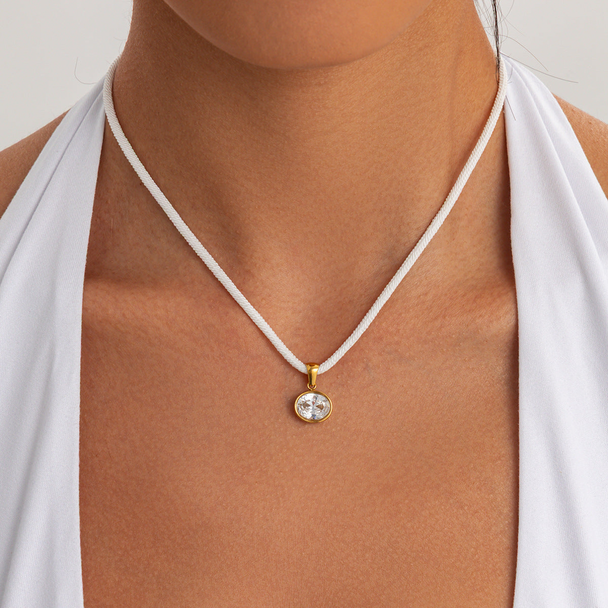 Luxury Elegant Geometric Oval Cubic Zirconia Inlay PVD Stainless Steel Necklace for Women