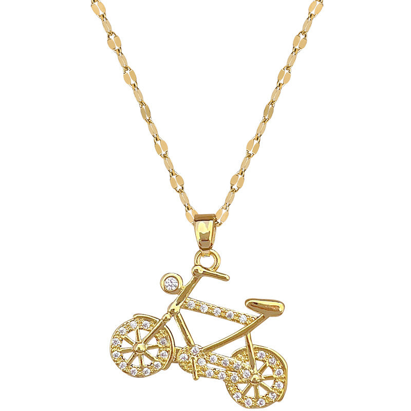 Collana con Ciondolo a Luna Geometrico in Acciaio al Titanio di Lusso per Donna e Uomo con Intarsio di Strass e Delicata Catena alla Clavicole