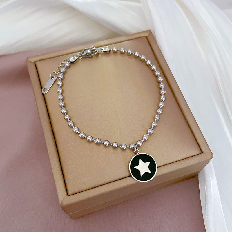 Pulsera de Cuentas de Nácar con Forma de Estrella de Estilo Vintage en Acero de Titanio con Chapado en Oro para Mujer