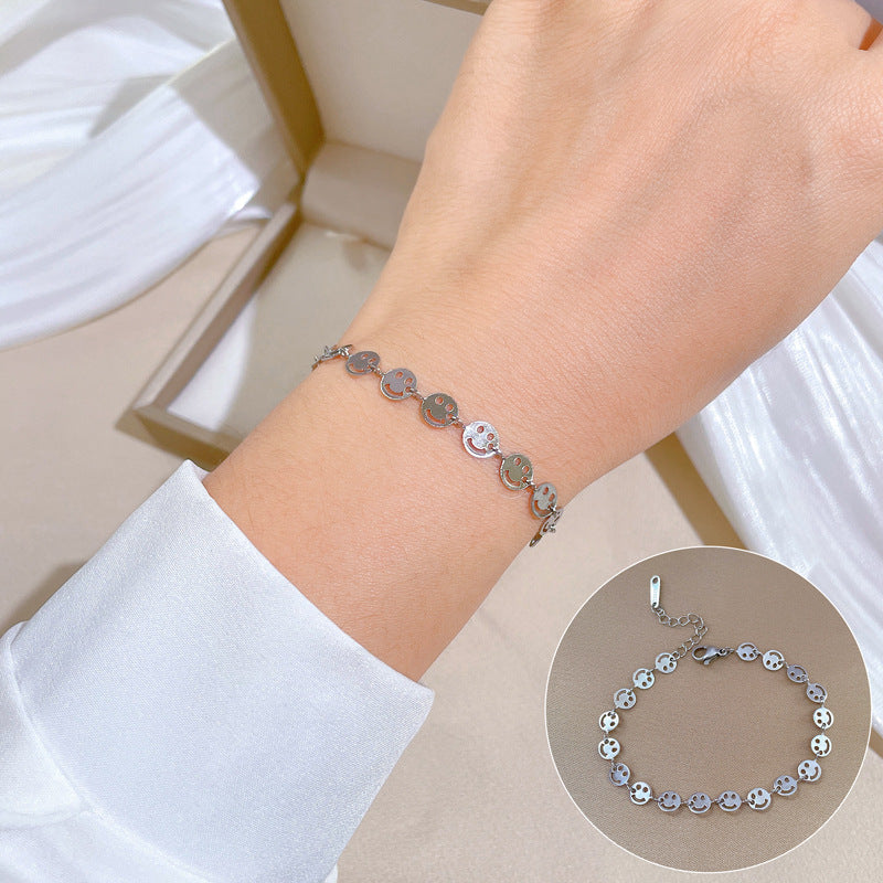 Vintage Women's Titanium Steel Rope Chain with Round Beads and Roman Numerals Gold Plated Wave Texture Four-Season Bean Hand Chain