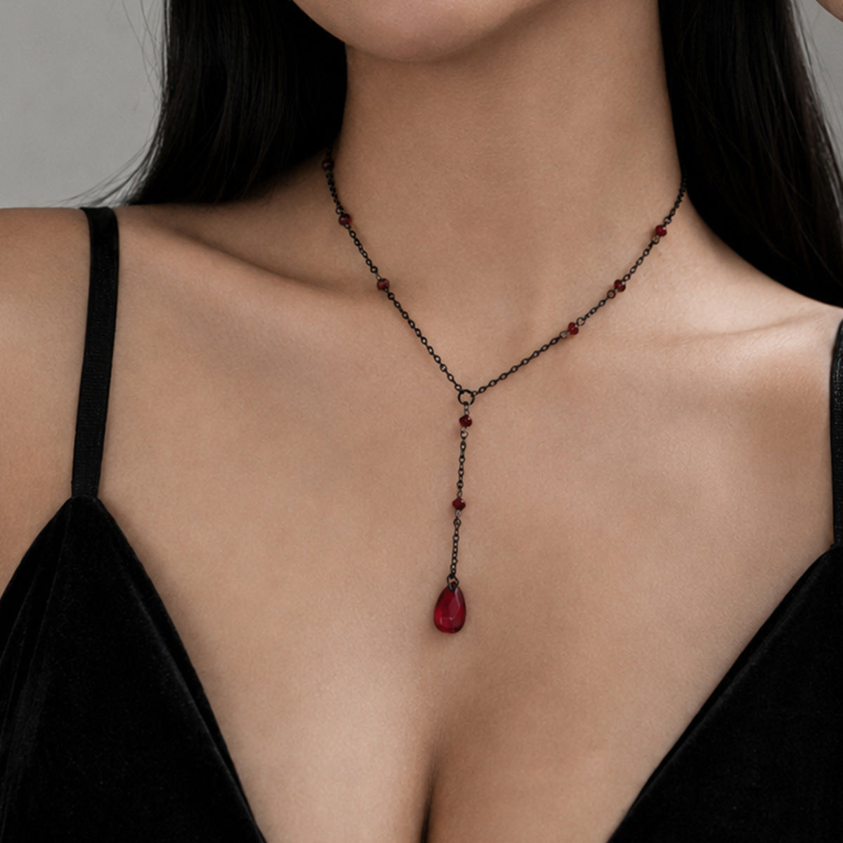 Vintage Gothic Teardrop Rhinestone Pendant Plated Alloy Choker Necklace with Tassel for Women