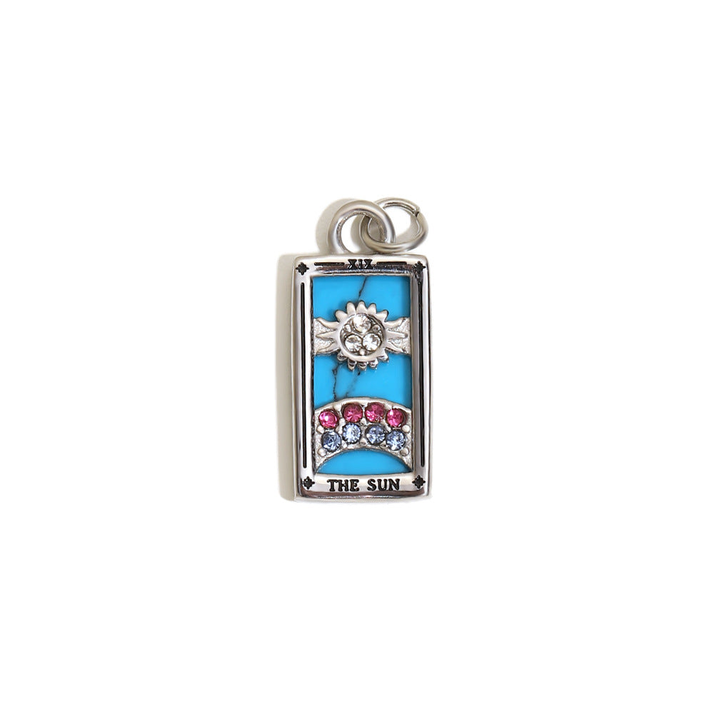 Fashionable Geometric Sun Star Tarot Pendant Necklace in Stainless Steel with 18K Gold Plating