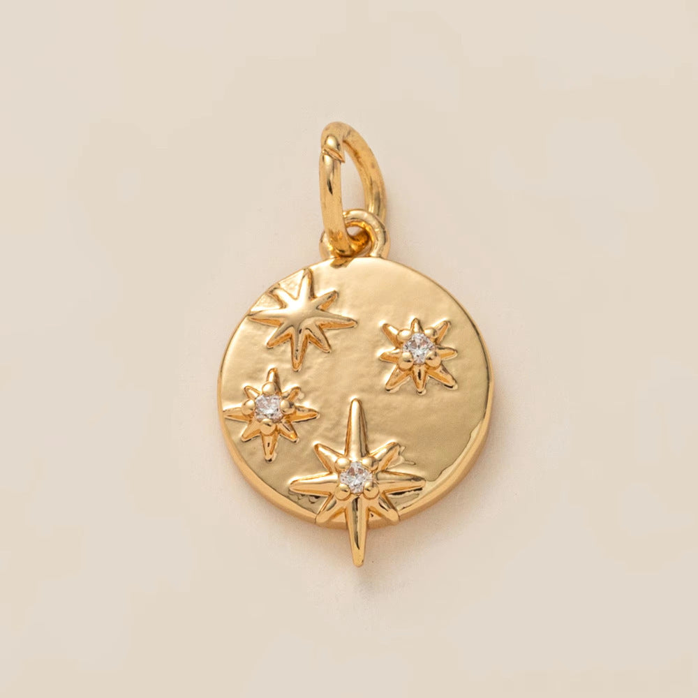 Ciondolo Bar Vintage in Acciaio Inossidabile Placcato Oro 18K con Motivo Geometrico Sole, Luna e Stella