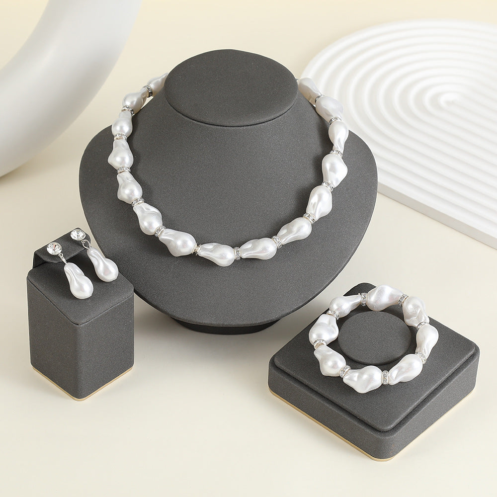 Conjunto de collar de perlas barrocas asimétricas vintage francesas con cadena O, pendientes y pulsera para mujer