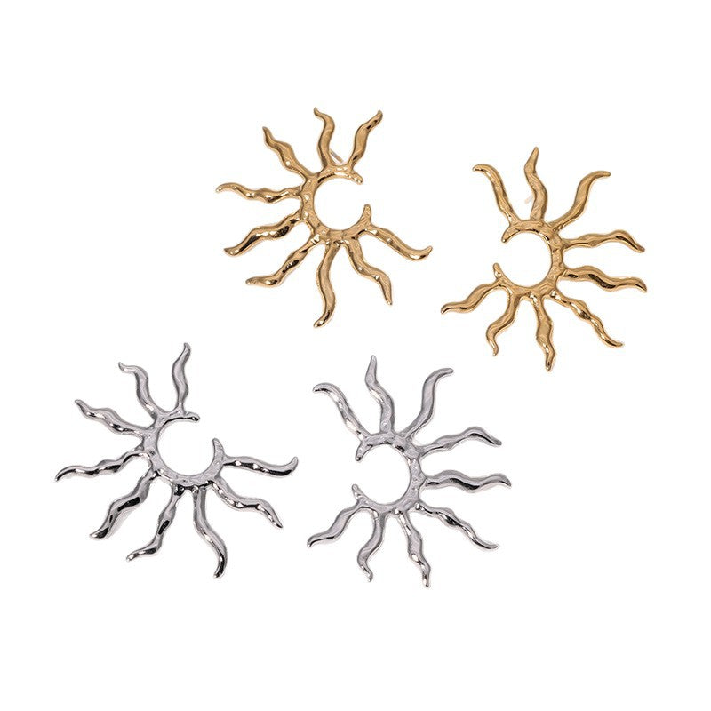 Orecchini da donna in acciaio inossidabile a girasole geometrico con finitura placcata, orecchini a cerchio dallo stile minimalista e naturale con forma irregolare e sensazione di lusso