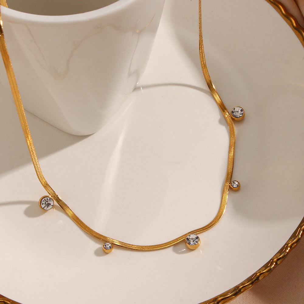 Collana da donna a maglie piatte a serpente con zirconi rotondi geometrici, placcata oro 18 carati, in acciaio inossidabile, stile vintage alla moda