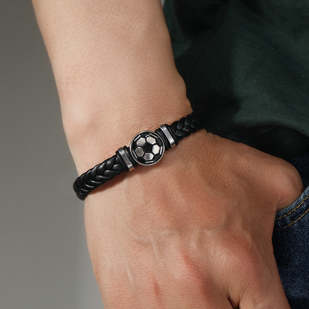 Pulsera unisex de cuero con diseño geométrico pulido y elemento luminoso de balón de fútbol