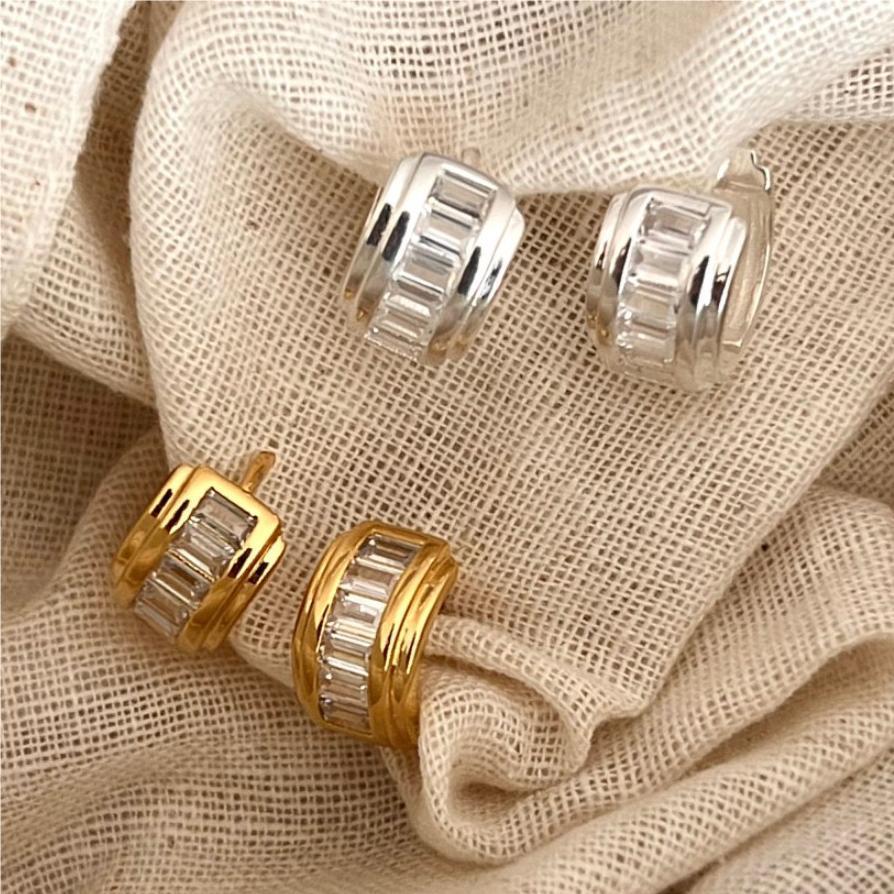 Minimalist Geometric Letter-Shaped 925 Sterling Silver Stud Earrings with Gold Plating