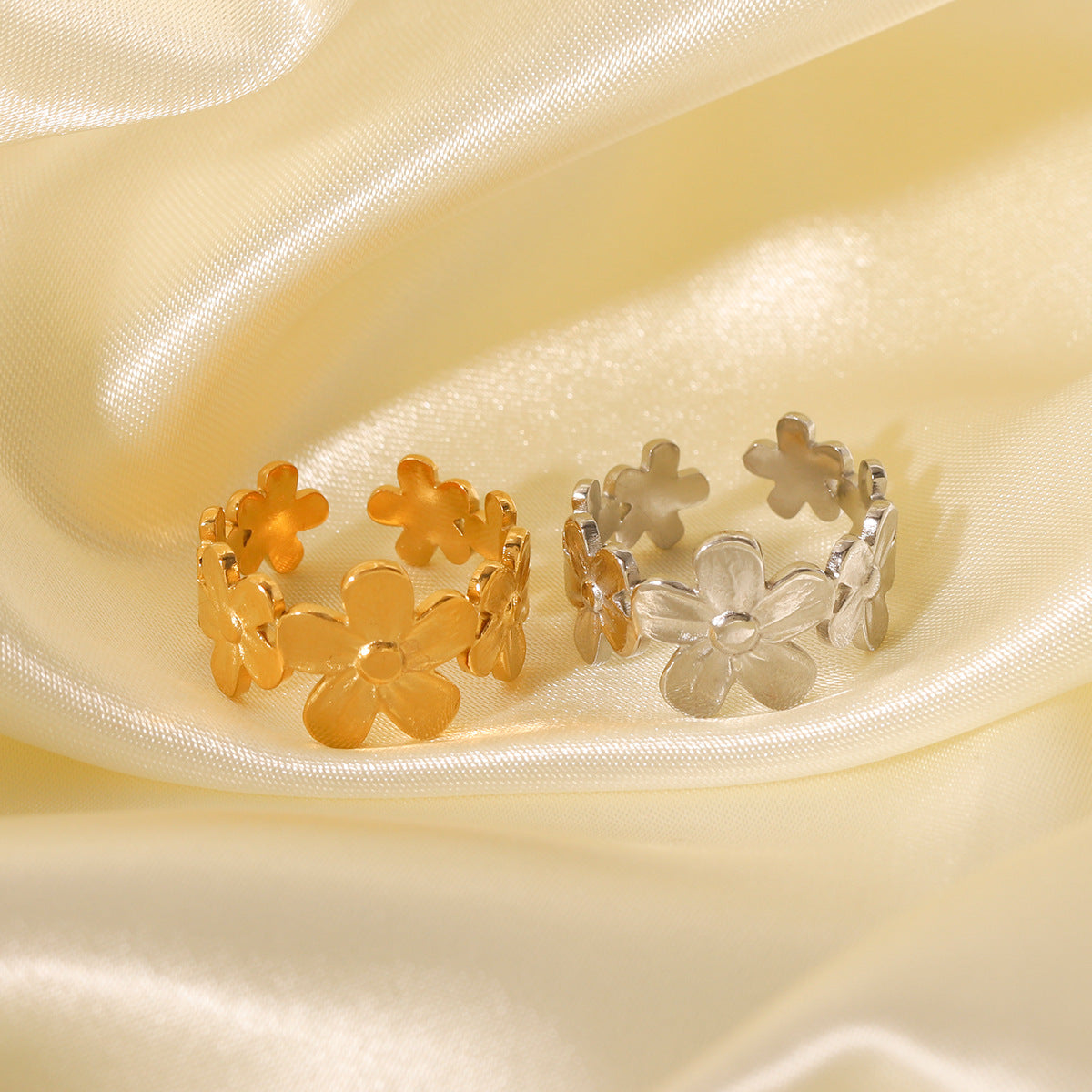 Minimalist Floral Titanium Steel Open Ring for Women with 18K Gold Plating, Geometric Flower Design