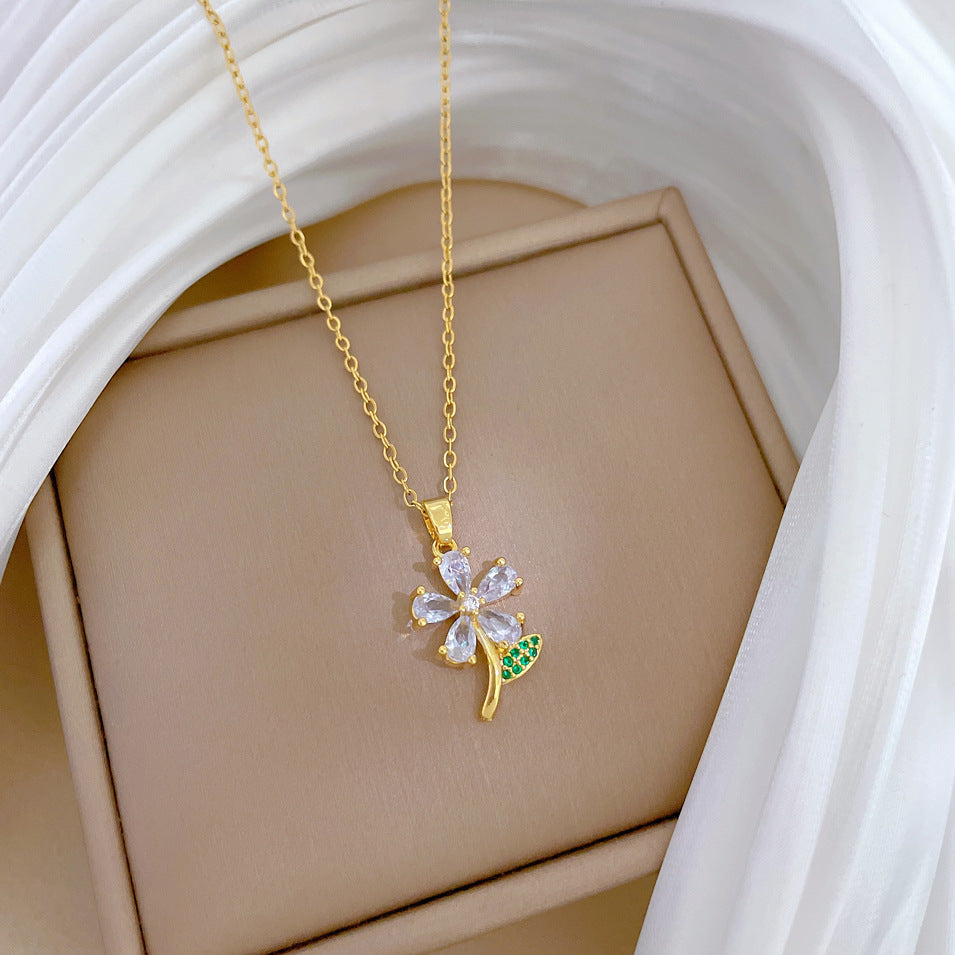 Minimalist Five-Petal Leaf Floral Pendant Necklace in Titanium Steel with Rhinestone Inlay for Women
