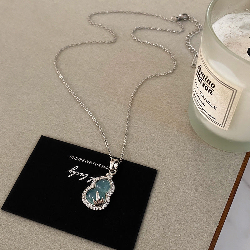 Minimalist Micro-inlay Shell Gourd Pendant Necklace Titanium Steel Plated Brass Unisex