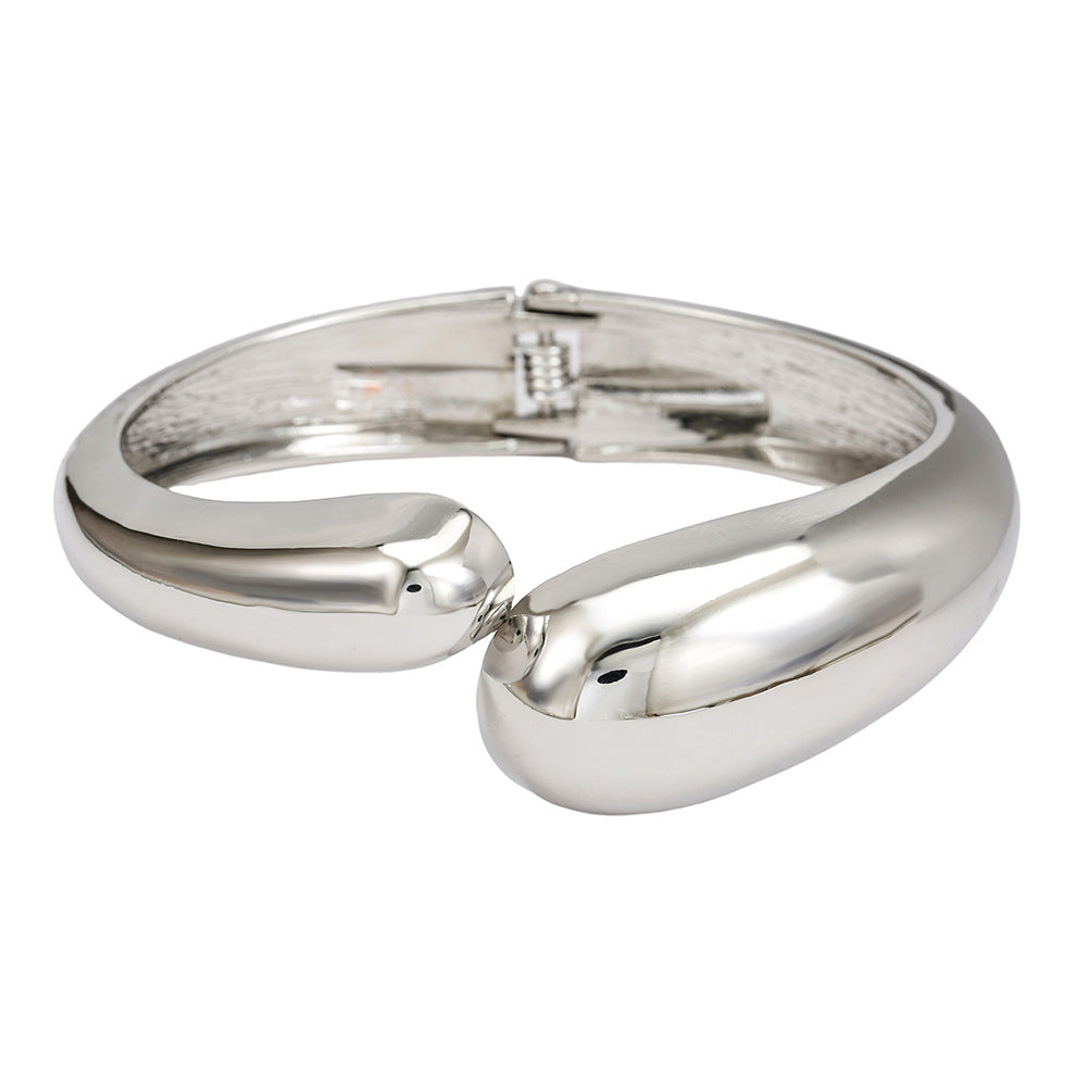 Exaggerated Geometric Teardrop Plated Alloy Bangle