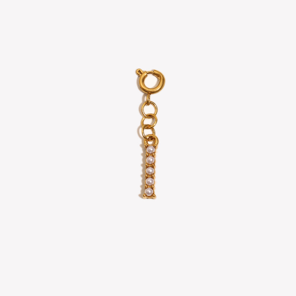 Barretta con Ciondolo a Lettera o Numero in Acciaio Inossidabile Placcato Oro 18K Minimalista da Donna