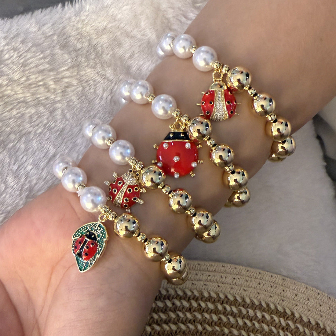Fashion OL Style Insect-Shaped Imitation Pearl Beaded Bracelet for Women