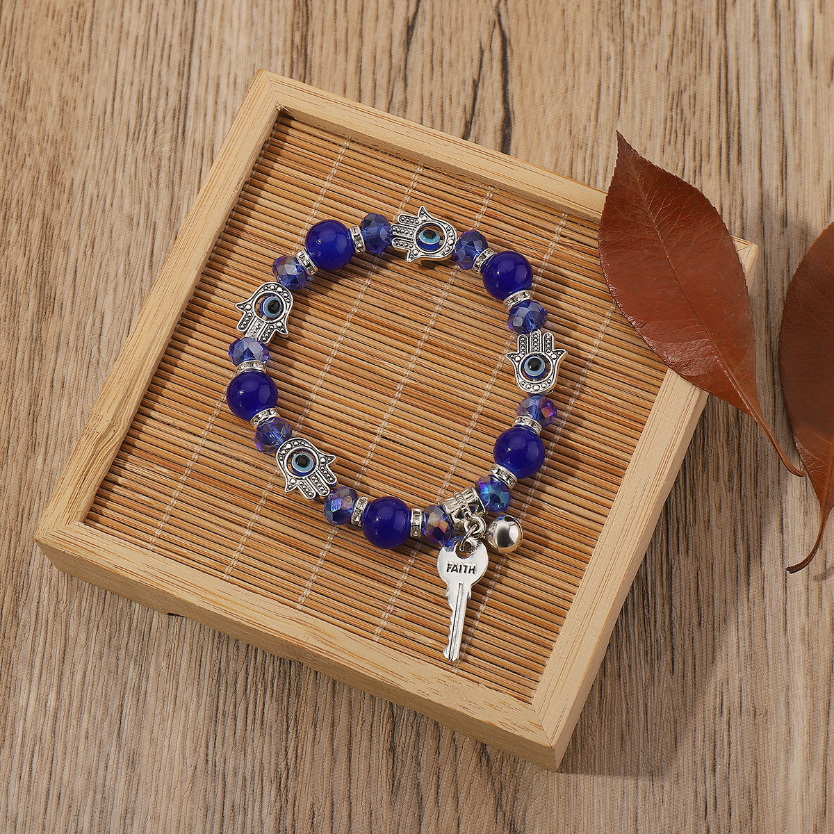 Pulsera étnica hecha a mano con forma de llave geométrica para mujer con cristal artificial y detalles de piedra natural