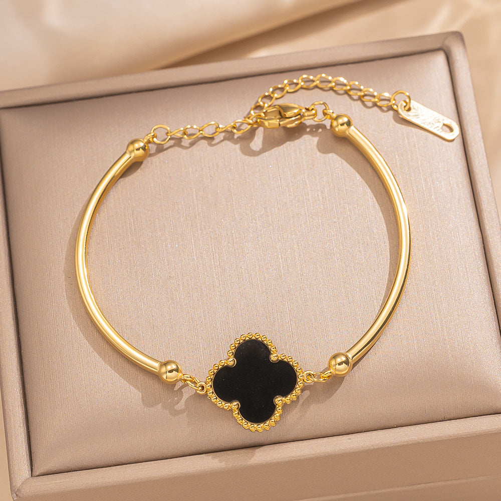 Minimalist Star-Shaped Titanium Steel Bracelet for Women with Electroplated Finish