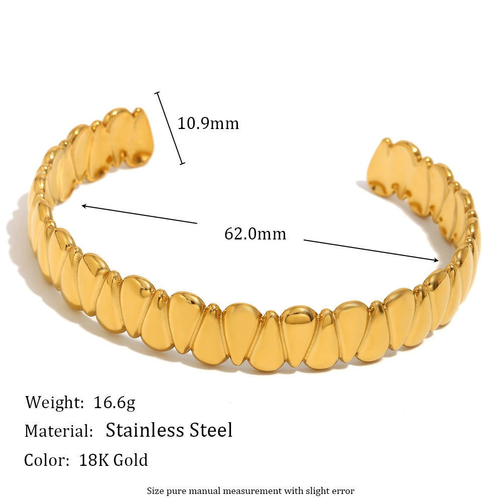 Minimalist Fashionable Stainless Steel Plated 18K Gold Teardrop Round Disc Bracelet for Women