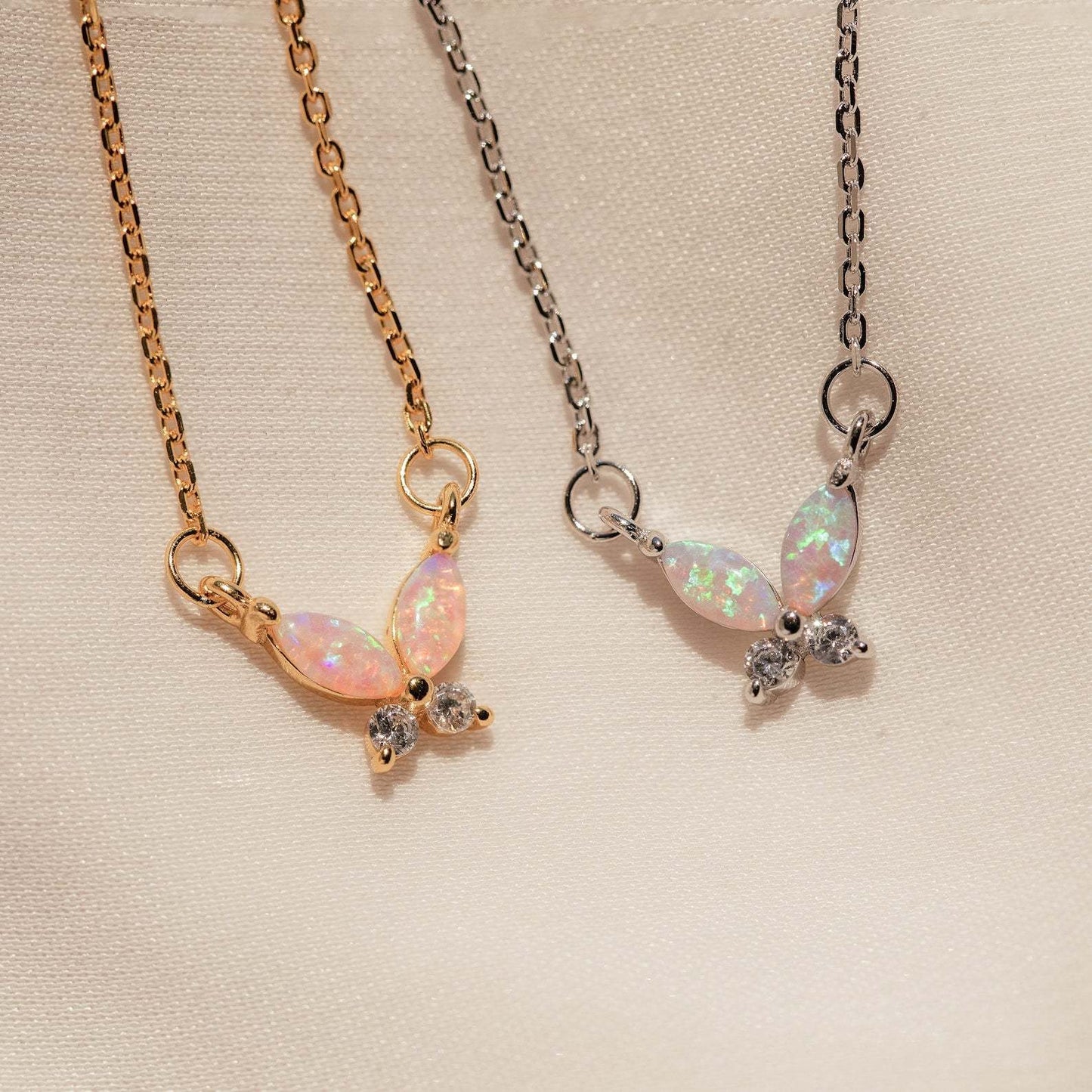 Butterfly-Shaped Titanium Steel Necklace with Rhinestone Inlay for Women, Pink-Toned Fashionable Pendant Necklace