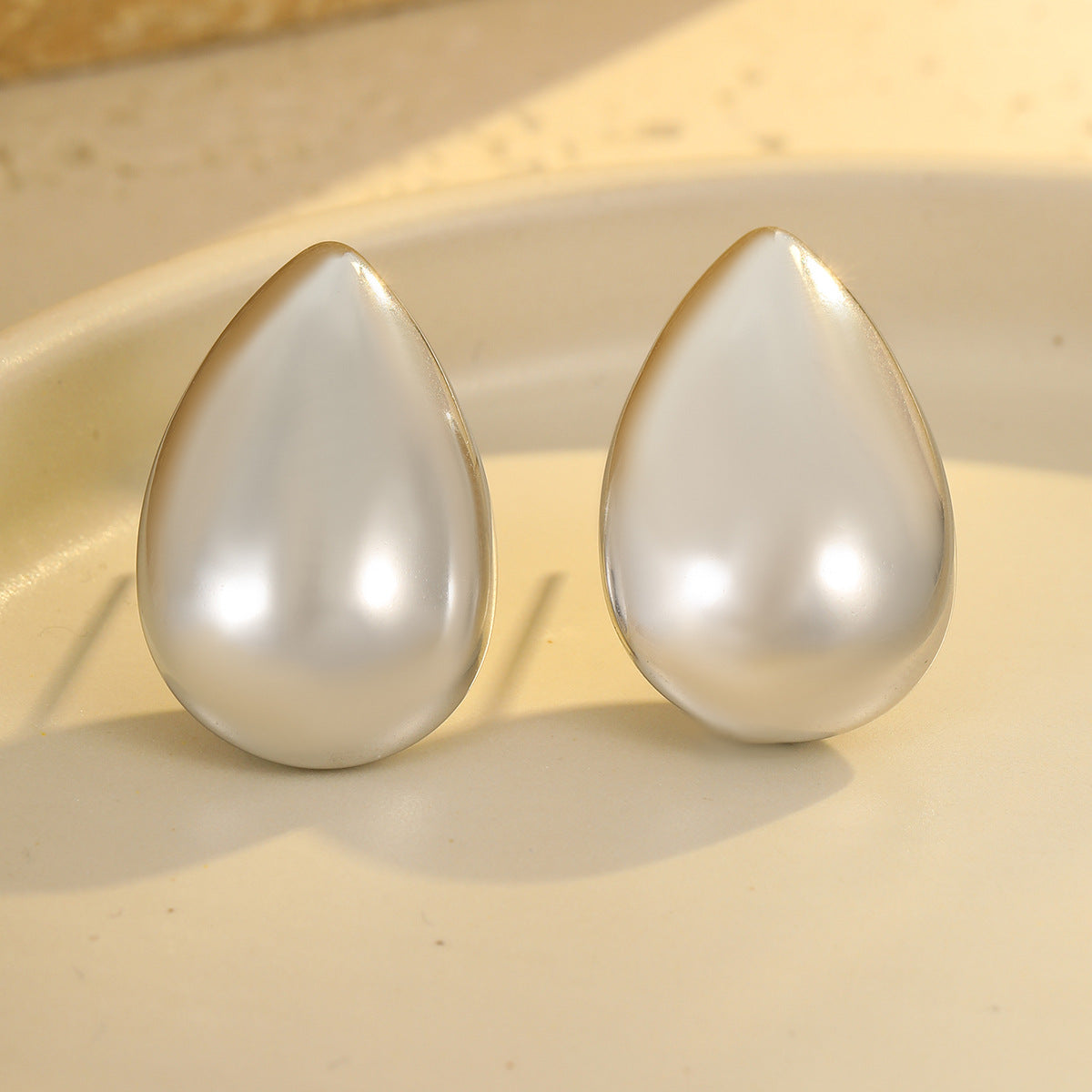 Orecchini a perno geometrici minimalisti in acciaio inossidabile con placcatura in oro 18 carati da donna