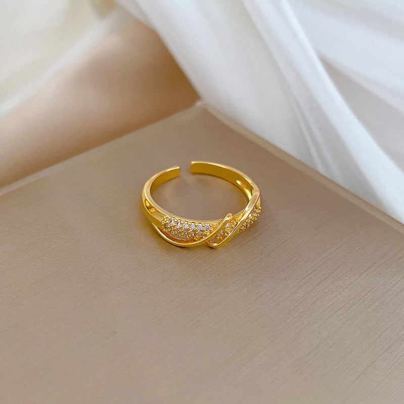 Luxury Minimalist Gold-Plated Brass Twist Ring for Women with Crown Shape and Delicate Micro-Pave Detailing