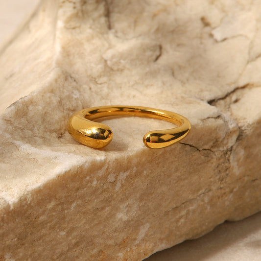 Anillo Minimalista Francés de Acero de Titanio con Geométrico y Chapado en Oro de 18K para Mujer
