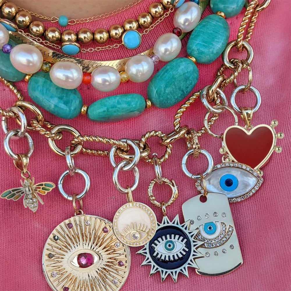 Elegante ciondolo con charm bar a forma di animale in acciaio inossidabile placcato oro 18 carati PVD